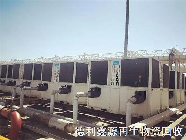 04535426.jpg 04535426.jpg